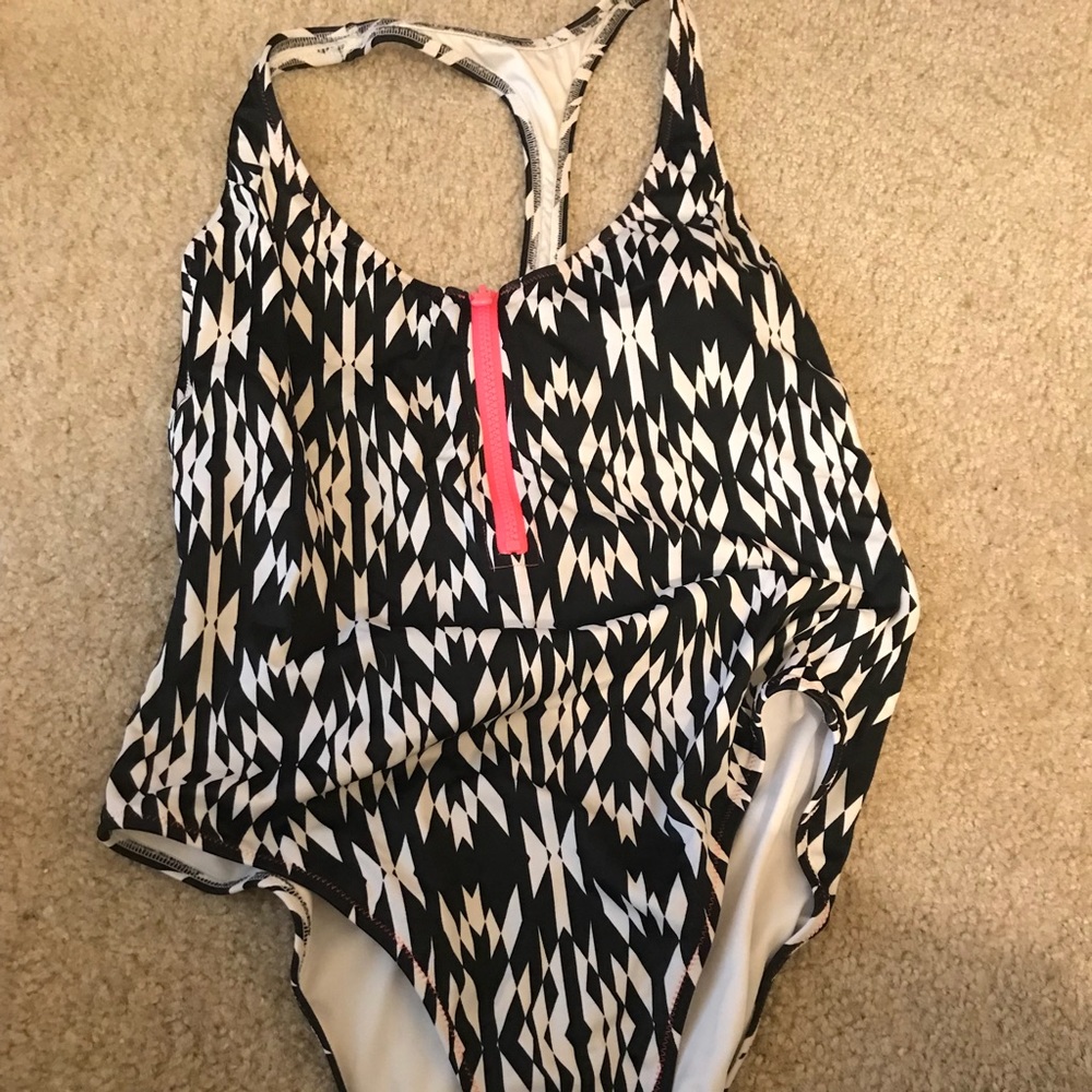 VS one piece swim suit with zipper